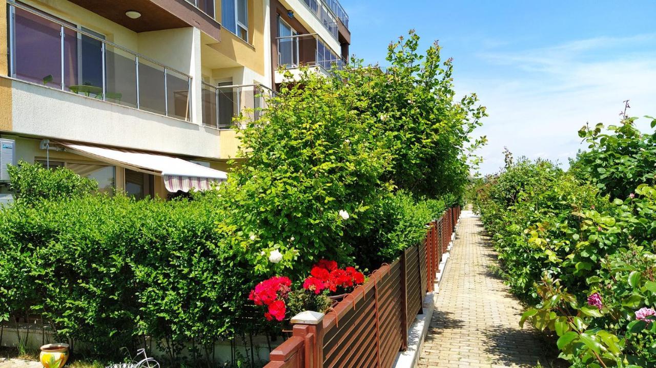 Byala-Apartment-Valmira Бяла Экстерьер фото